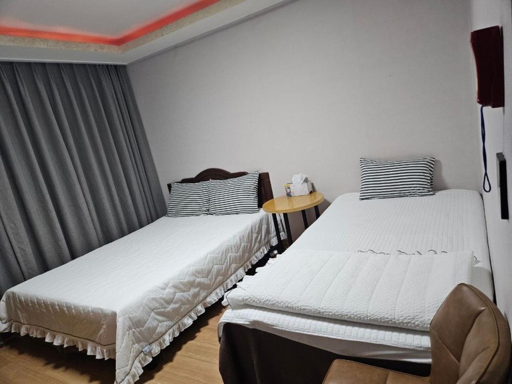 Inje Baekdam Stay Tourist Hotel Rom bilde